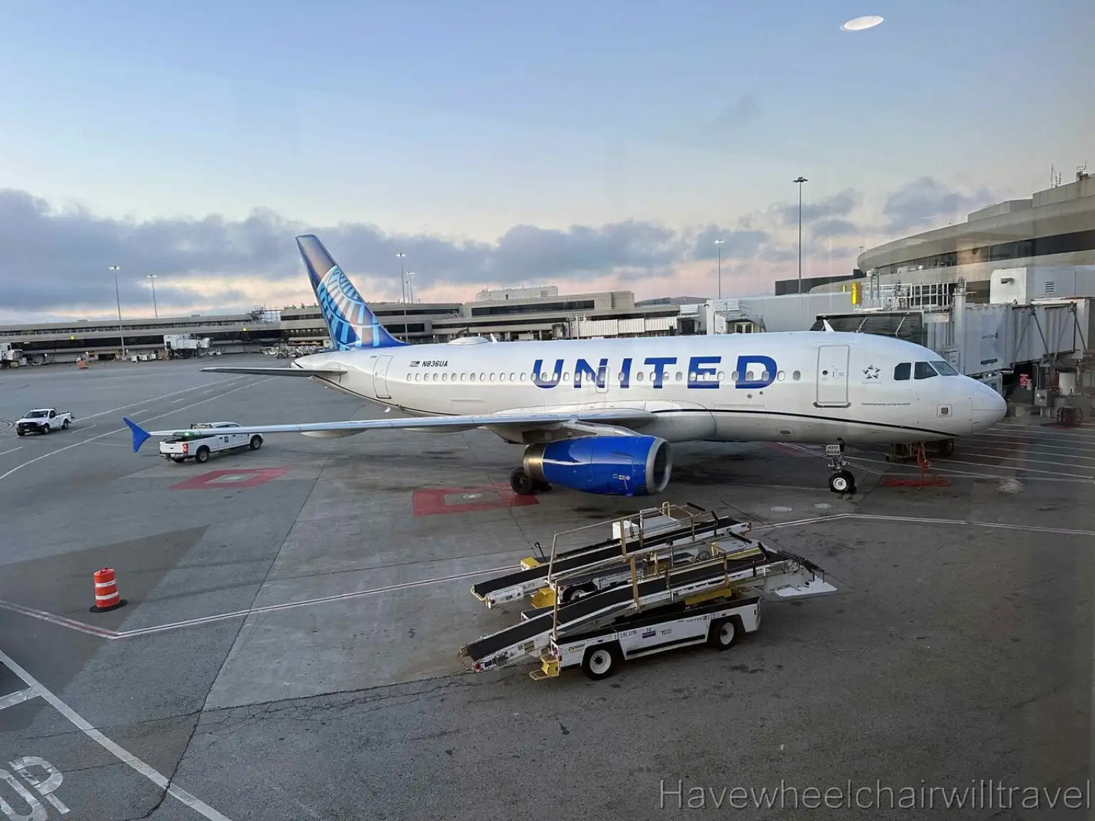 My Experience with United Airlines Premium Plus