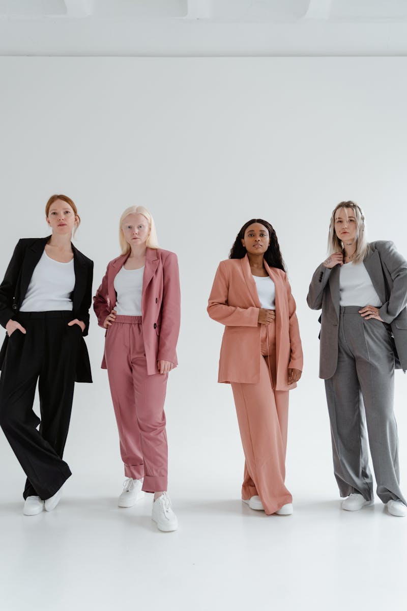 Dressing According to Your Destination: A Practical Guide by Continent